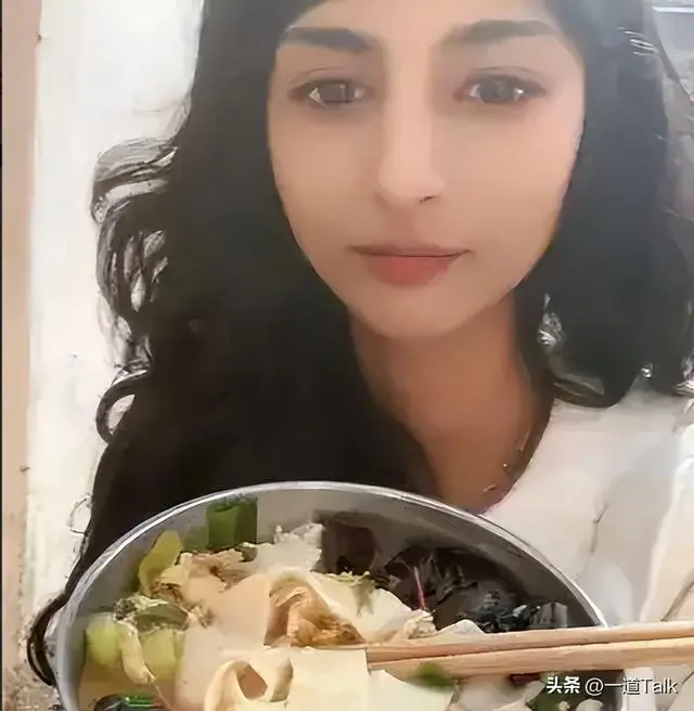 小黑妮结婚直播带货事件_扒一扒网红的黑料,_小黑妮网红翻车原因