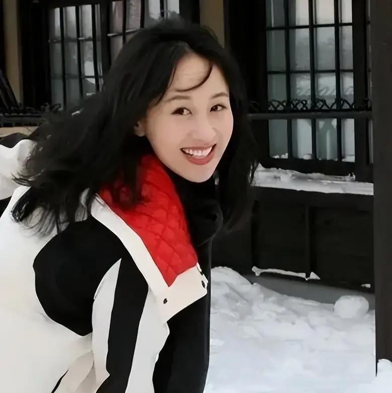 中年女演员机会_娱乐圈潜规则_黑料不打烊网红都有黑历史,